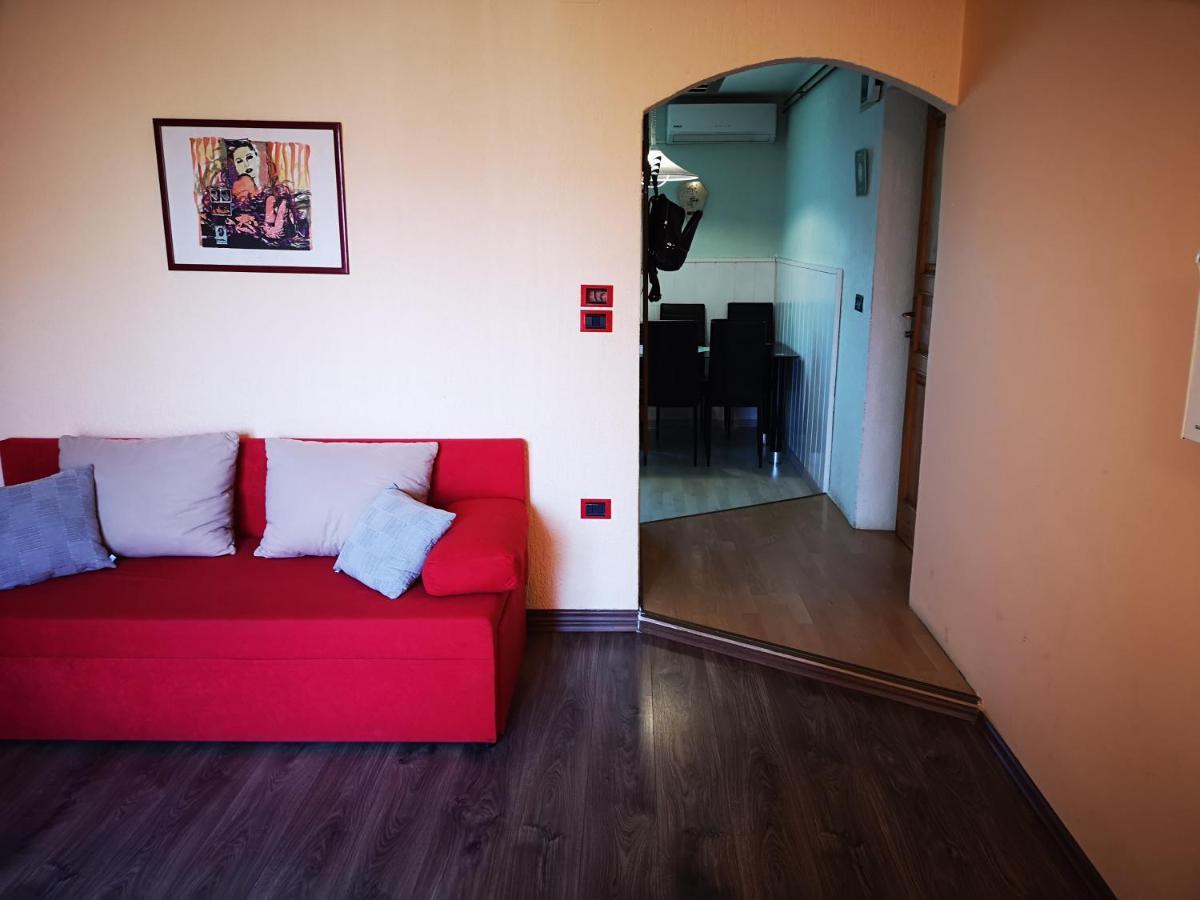 Apartment Vanja Pola Esterno foto